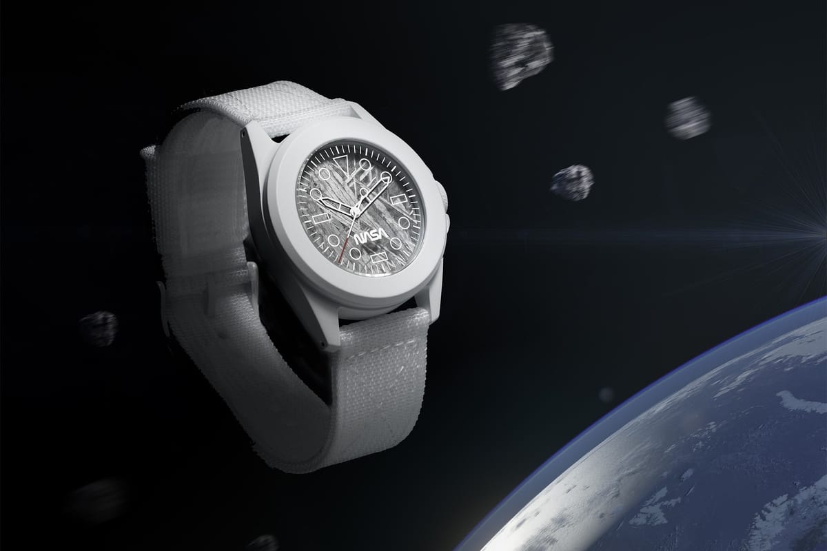 Unimatic x Massena LAB Modello Quattro U4S‐T‐SPW Meteorite на Monochrome