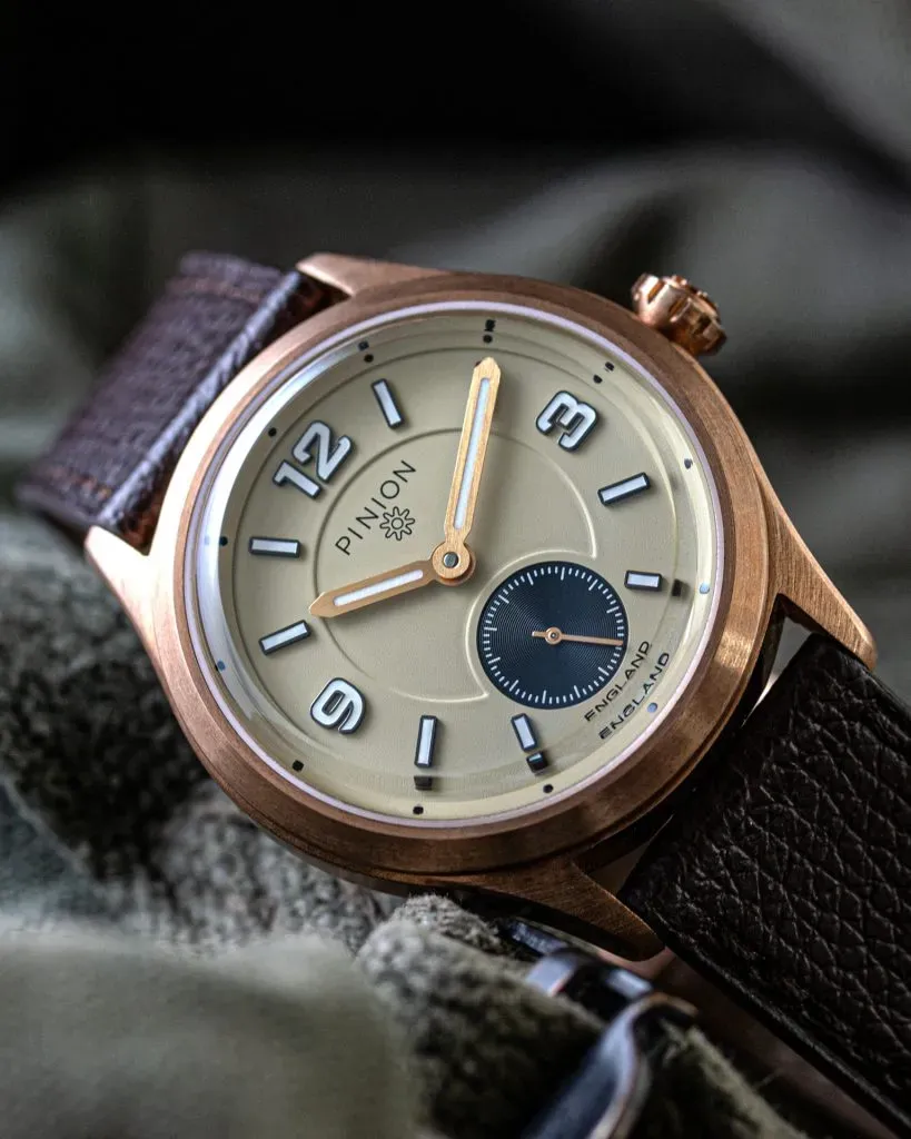 Британцы Pinion представили новые модели коллекции Pure - Pure Bronze KH и Pure Steel WH