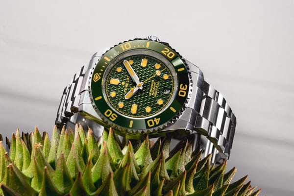 Revelot Hexmariner 39 Durian на Monochrome
