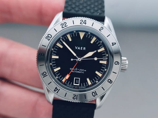 Vaer G5 Pacific Steel 39mm USA GMT на Mainspring