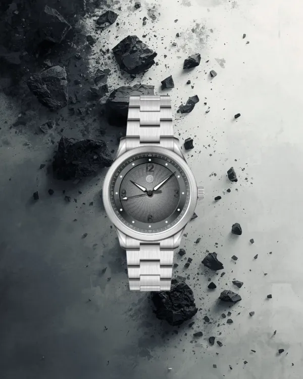 Австралийцы (а вернее австралийка :) ) Galvin Watch Company наконец выложили настоящие фотографии лимитки Loimu Coal - Special Edition