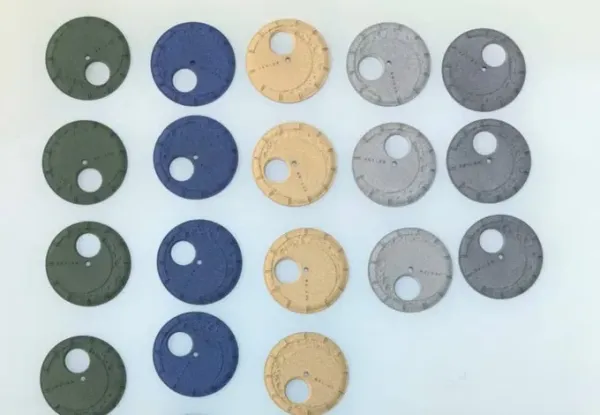 Гонконгцы OVDwatches представили на Kickstarter модель MØ:ARK Concrete Moonphase