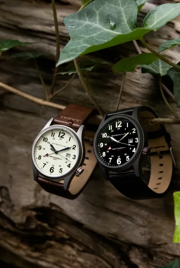 Канадцы Momentum представили модель Wayfinder II GMT в комплекте с дорожным чехлом в вариантах Black Dial и White Dial