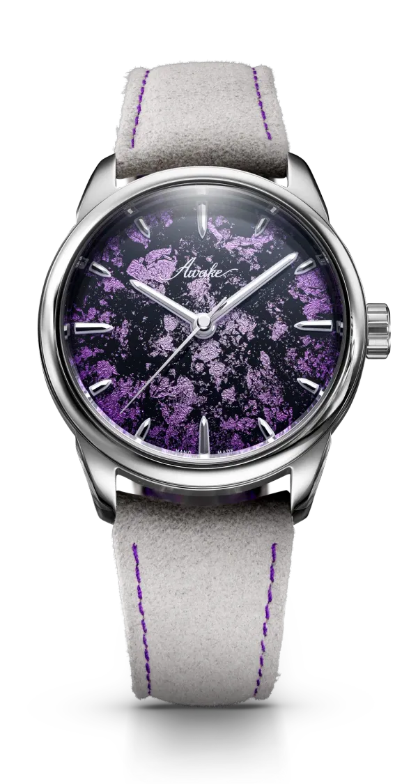 Awake анонсировали совместно с Time+Tide Studio новую модель Sơn Mài Frosted Leaf «Ultraviolet»