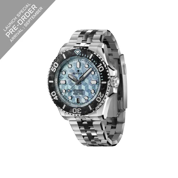 Revelot открыли предзаказ на новый вариант модели Hexmariner 39 - Sky Blue CNC Guilloche MOP